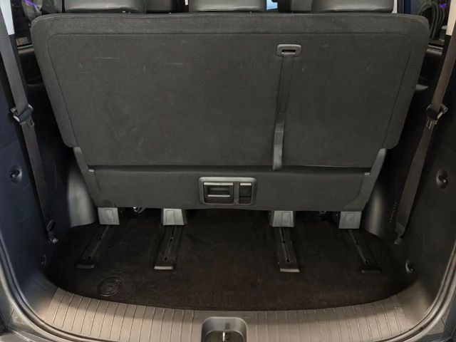 Hyundai Staria Signature Vierwielaandrijving