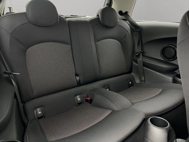 MINI Cooper Automatik 17´LM-Räder Klimaautomatik PDC