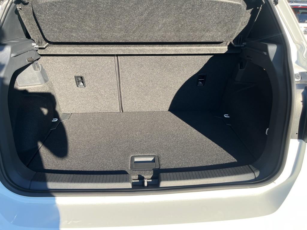 Volkswagen T-Cross 1.5 TSI DSG Life R-Line