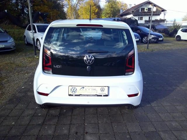 Volkswagen up! Move Move up!
