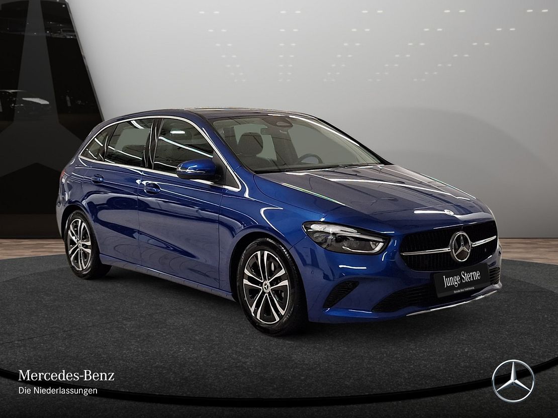 Mercedes-Benz B 200 Sedan