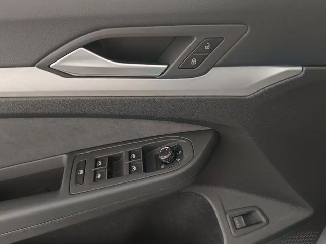 Volkswagen Golf Business DSG Variant