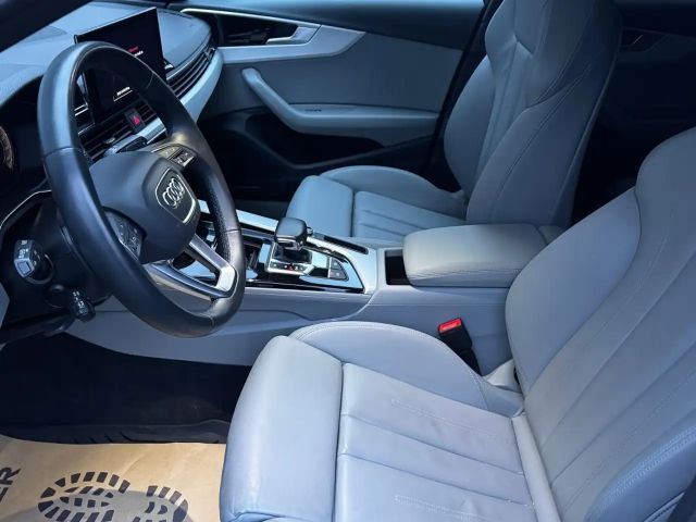 Audi A4 35 TFSI S-Tronic Sedan