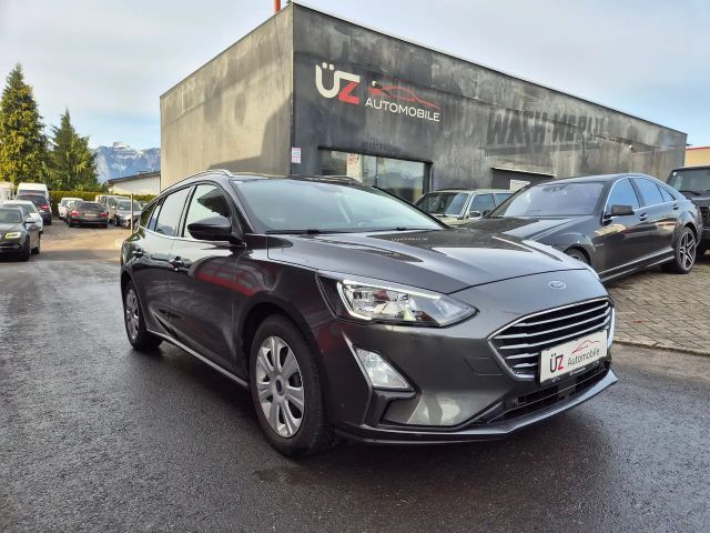 Ford Focus Cool & Connect