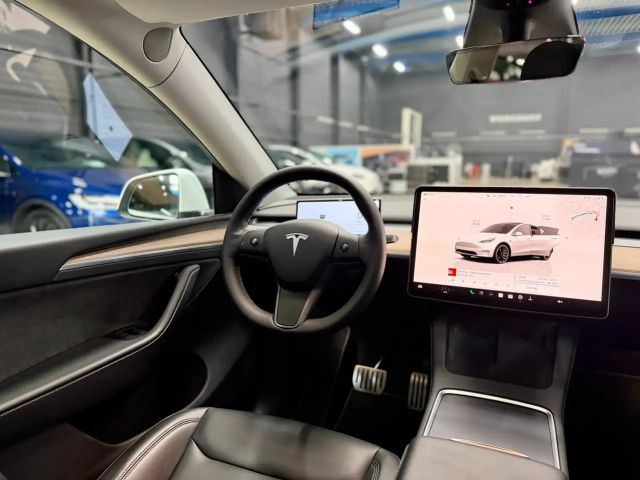 Tesla Model Y Performance