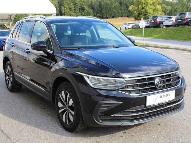 Volkswagen Tiguan DSG Life