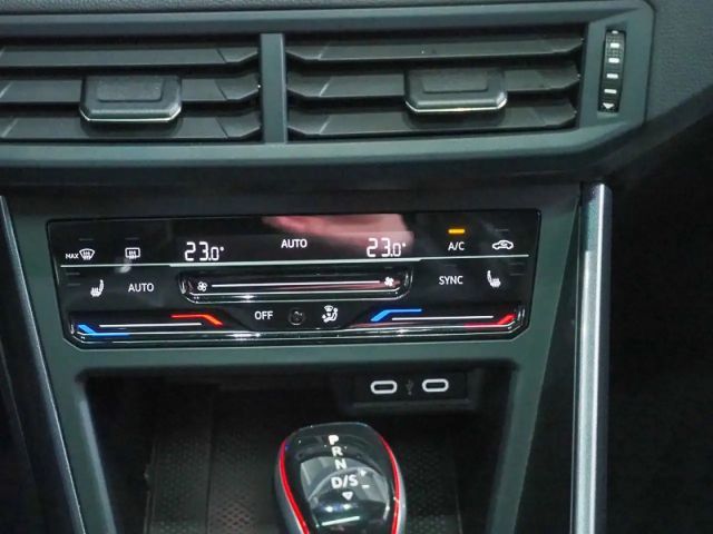 Volkswagen Polo 2.0 TSI DSG GTI