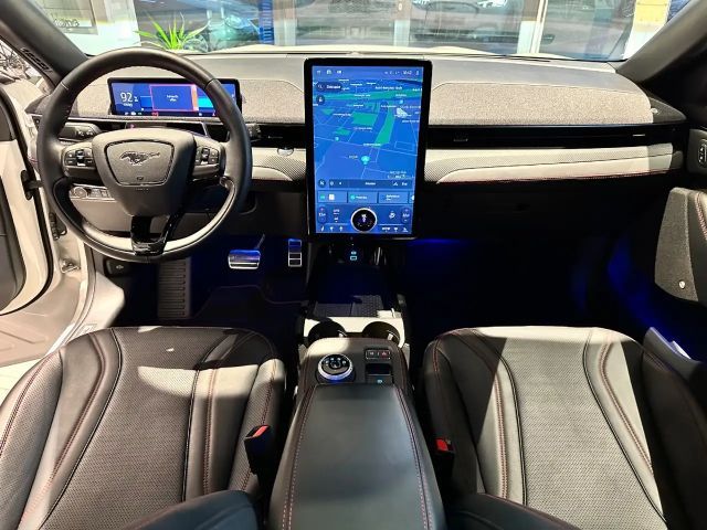 Ford Mustang Mach-E AWD Extended range