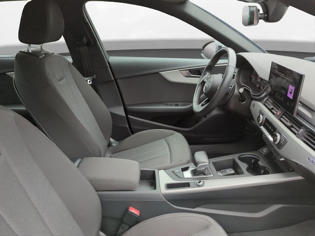 Audi A4 40 TDI Quattro S-Tronic Sedan