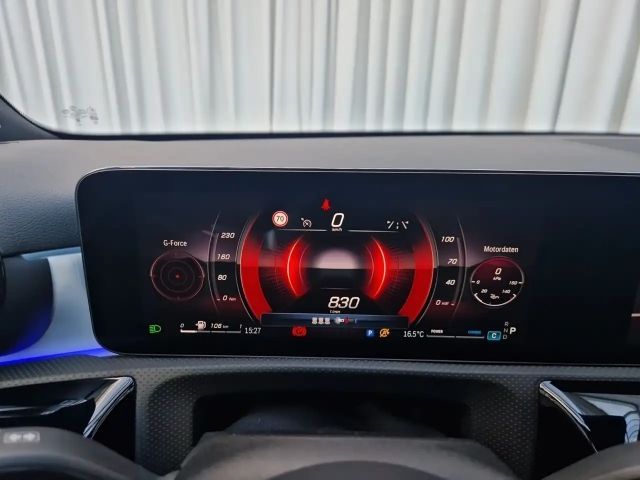 Mercedes-Benz A 180 AMG Line