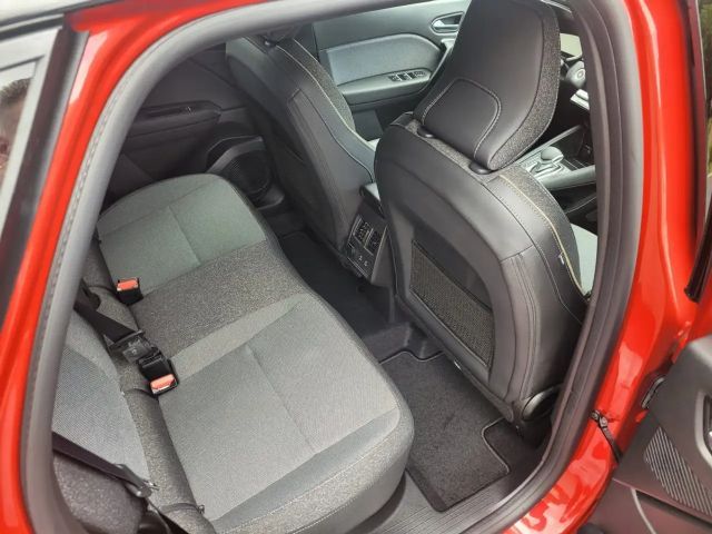 Renault Captur EDC Hybrid Techno