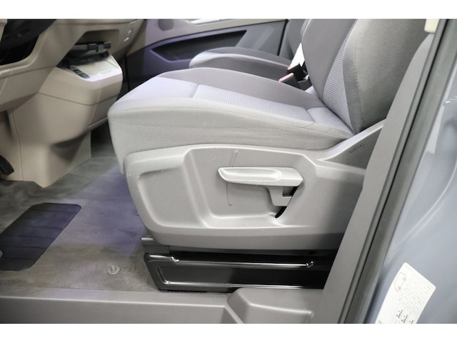 Volkswagen Multivan 2.0 TDI DSG Lang T7