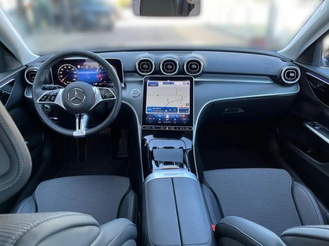 Mercedes-Benz C 180 AVANTGARDE Sedan