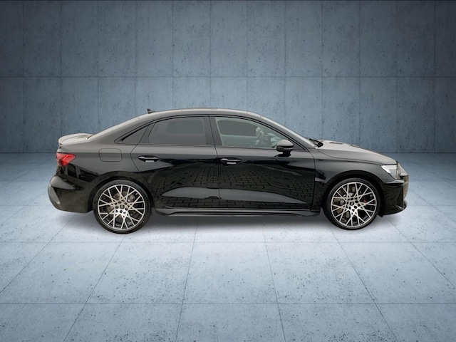 Audi RS3 Quattro S-Tronic Sedan