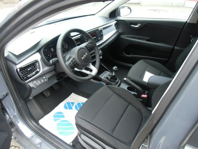 Kia Rio 1.2 EXCLUSIVE  KLIMAAUTOMATIK  DAB+  LM-FELGEN