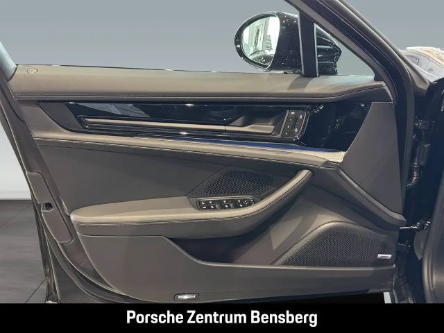 Porsche Panamera 4 E-Hybrid