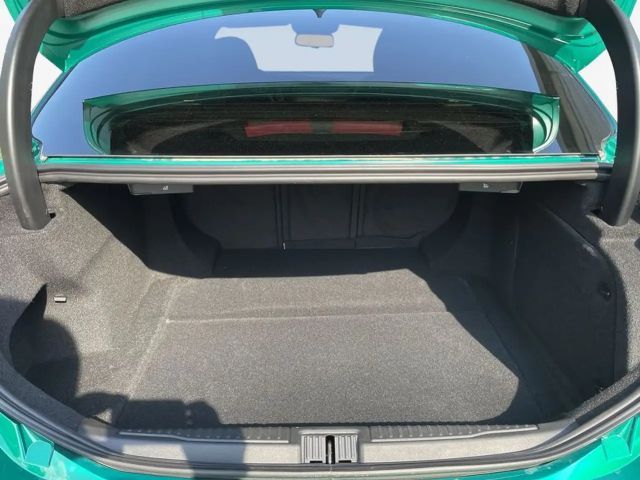 Alfa Romeo Giulia AT8 Q4 Turbo