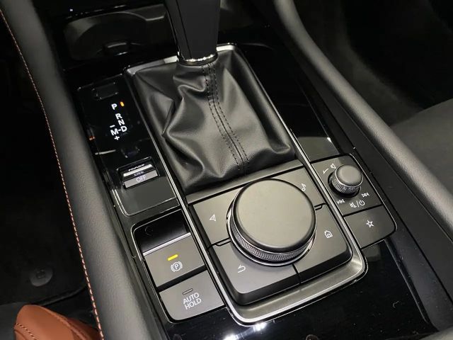 Mazda 3 2025 2.5 Nagisa AUTOMATIK Teilleder, Bose, PDC, Lo