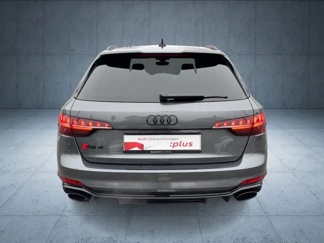 Audi RS4 Comp+/Matrix/Pano/B&O/HuD/RS-Aga/290