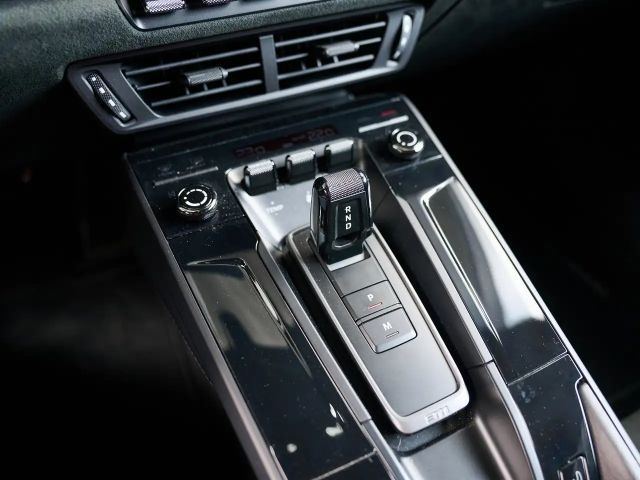 Porsche 911 Carrera Coupé GTS