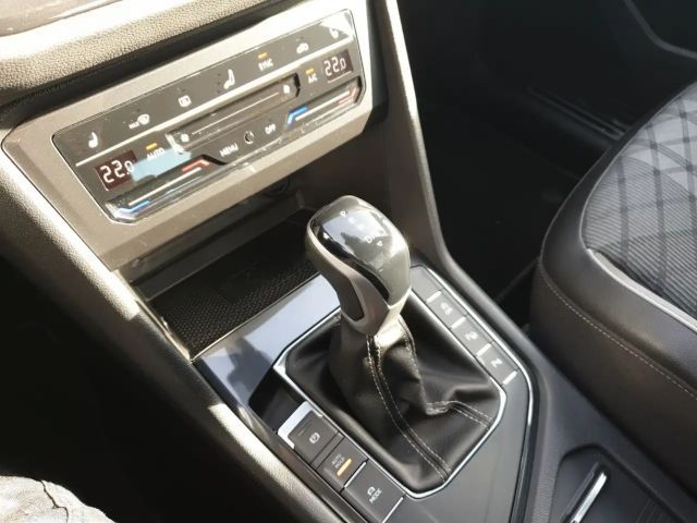 Volkswagen Tiguan 1.5 TSI DSG R-Line