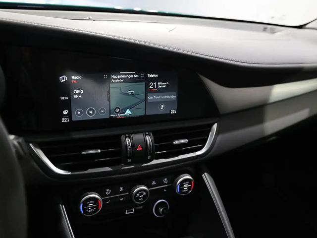 Alfa Romeo Giulia AT8 Q4 Veloce