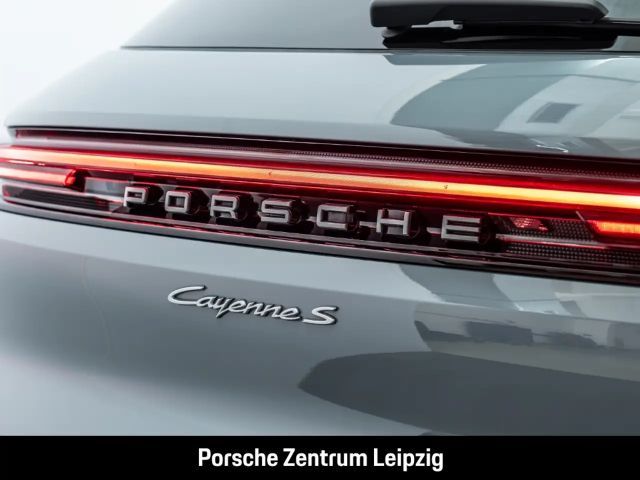 Porsche Cayenne E-Hybrid S