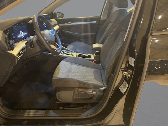 Volkswagen Golf 1.5 eTSI DSG Golf VIII Life