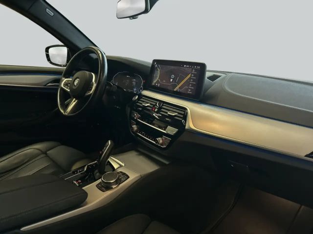 BMW 530 530e Touring