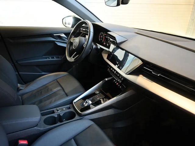 Audi A3 30 TDI Sedan