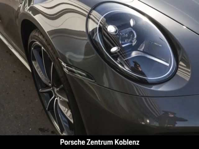 Porsche 992 Cabrio Carrera