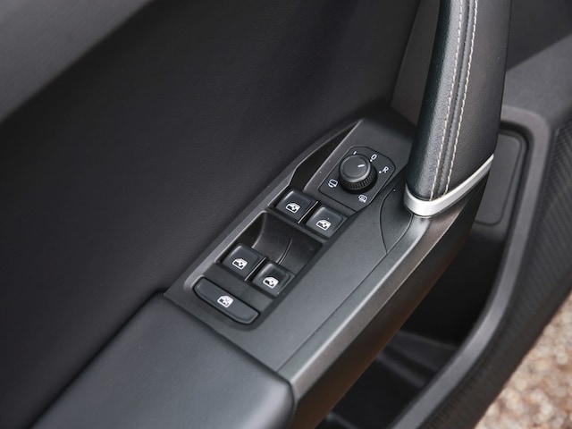 Seat Leon 2.0 TDI DSG Sportstourer Style