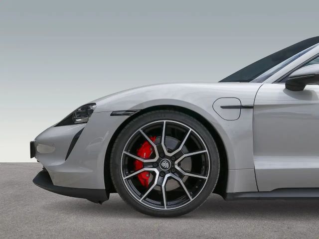 Porsche Taycan 4S