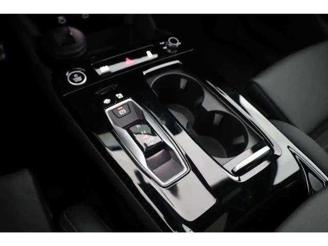 Audi Q6 e-tron S-Line