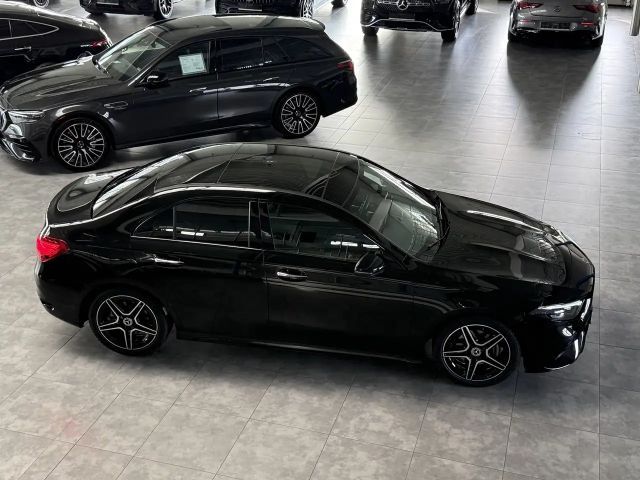 Mercedes-Benz A 200 AMG Line
