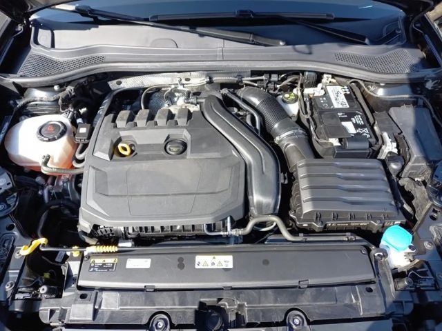 Seat Leon 1.5 eTSI DSG FR-lijn Sportstourer