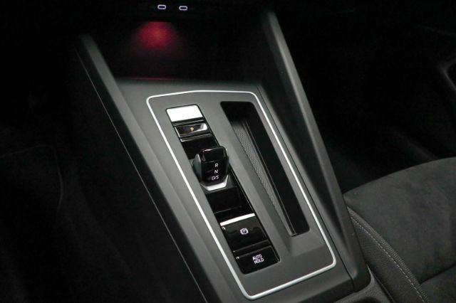 Volkswagen Golf 2.0 TSI DSG Style