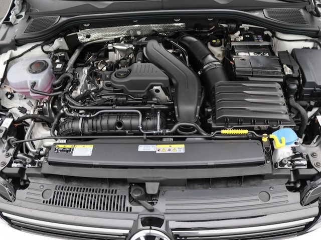 Volkswagen Golf 1.5 eTSI DSG Style Variant