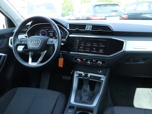 Audi Q3 35 TFSI S-Tronic