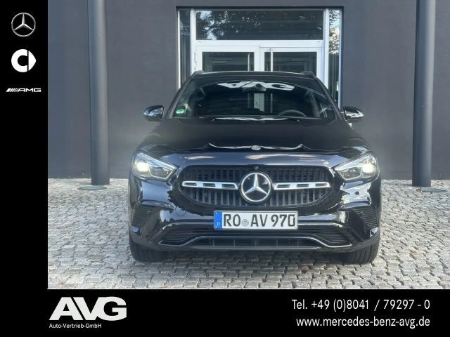 Mercedes-Benz GLA 200 Progressive