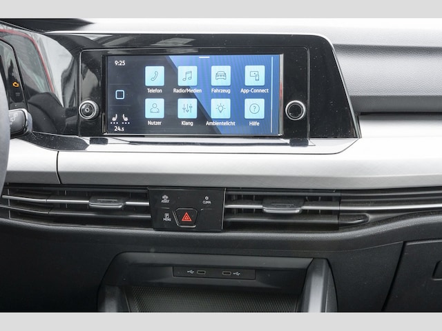 Volkswagen Golf 1.5 eTSI DSG Golf VIII Life