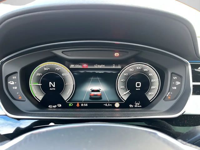 Audi A8 AHK, Bang & Olufsen , Head-up-Display