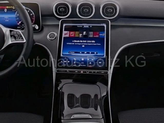 Mercedes-Benz C 180 AVANTGARDE Sedan