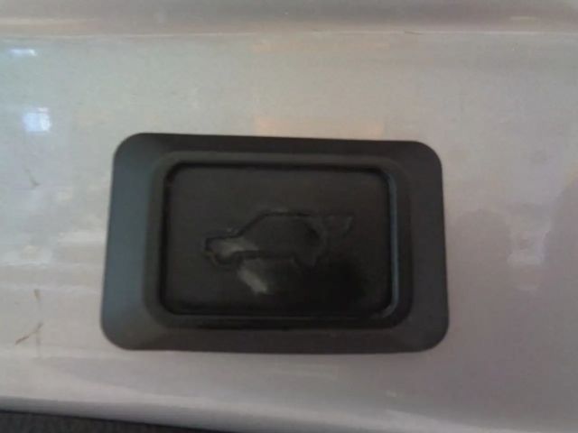 Suzuki Across E-Four Flash