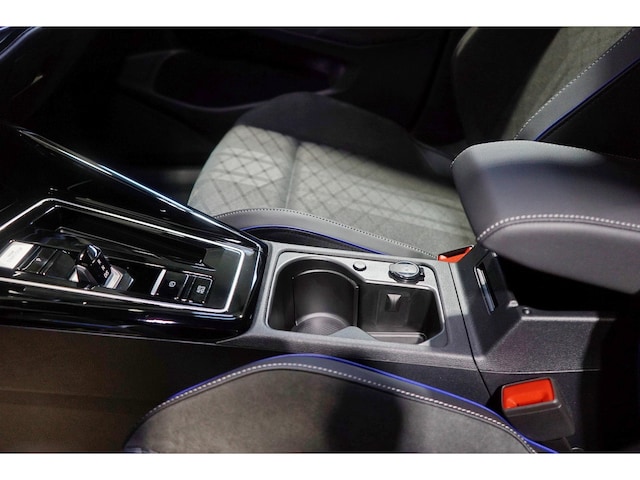 Volkswagen Golf 2.0 TDI R-Line Variant