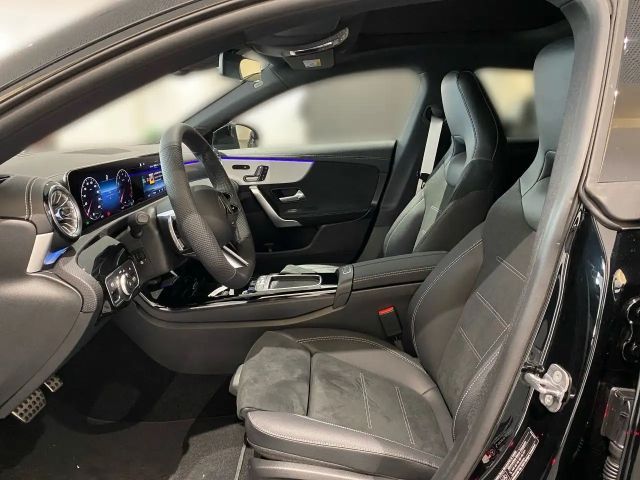 Mercedes-Benz CLA 180 AMG Line Shooting Brake