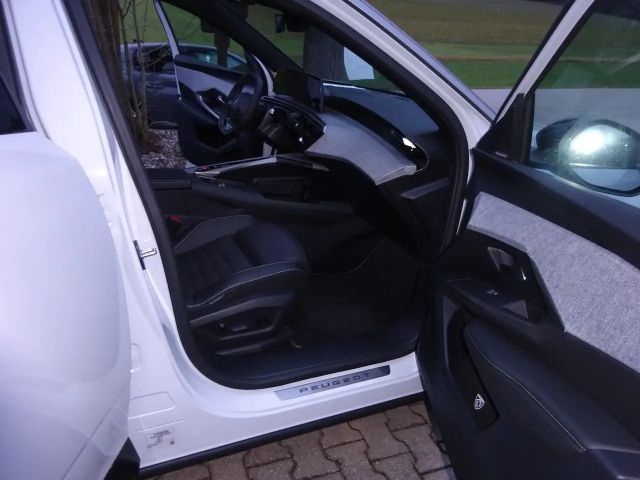 Peugeot E-3008 3008 Elektro 325 AWD LAUNCH EDITION