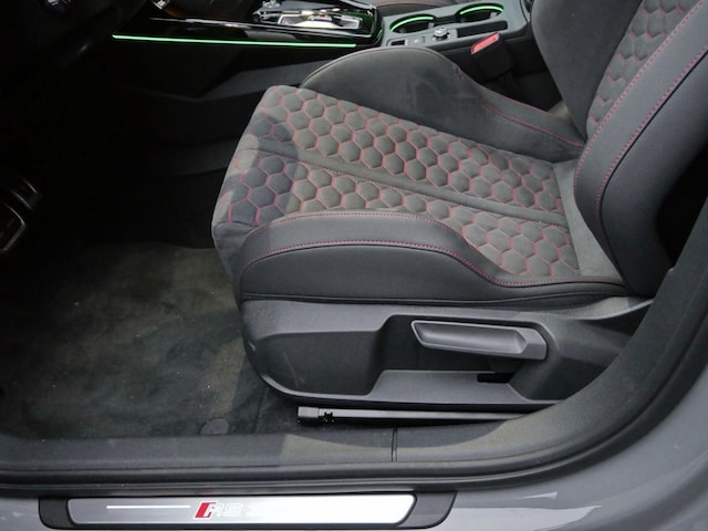 Audi RS3 Quattro S-Tronic Sedan