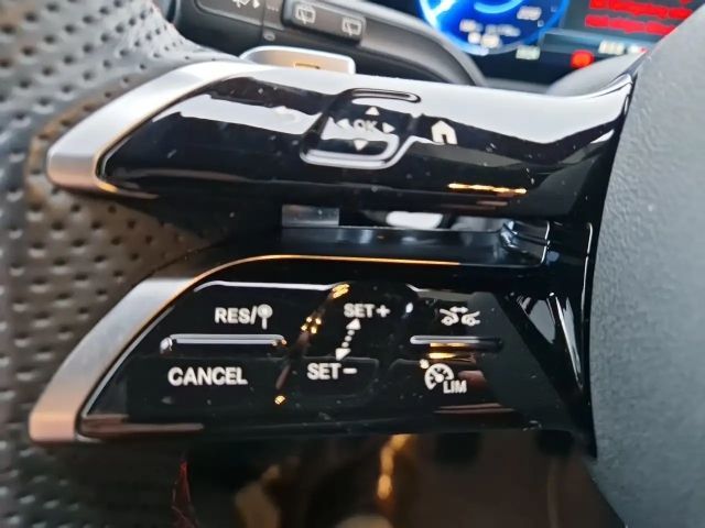 Mercedes-Benz EQA 350 4MATIC AMG Line