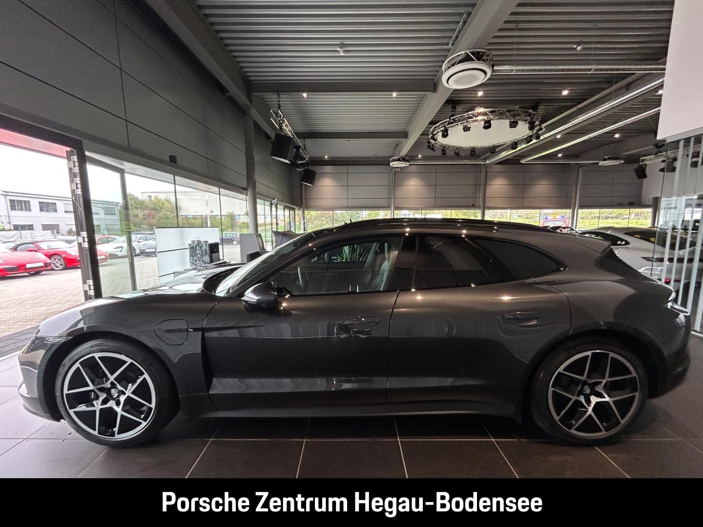 Porsche Taycan Sport Turismo
